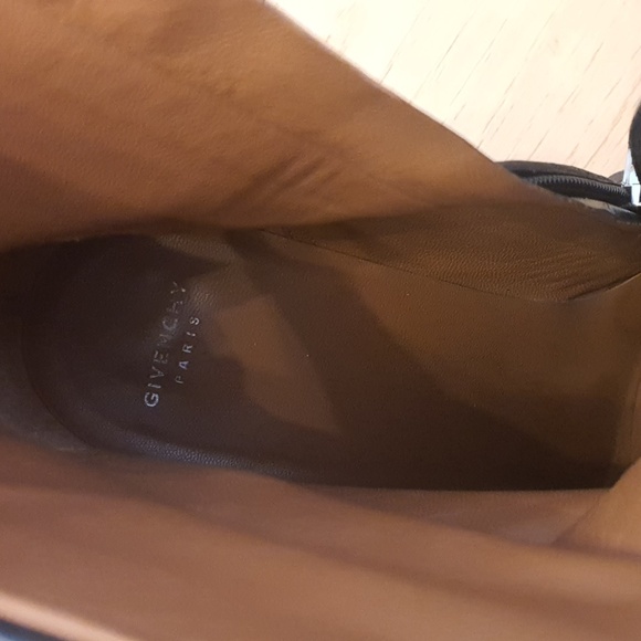 Givenchy Black Leather Ankle Boots with Silver Chain - Picture 7 of 7